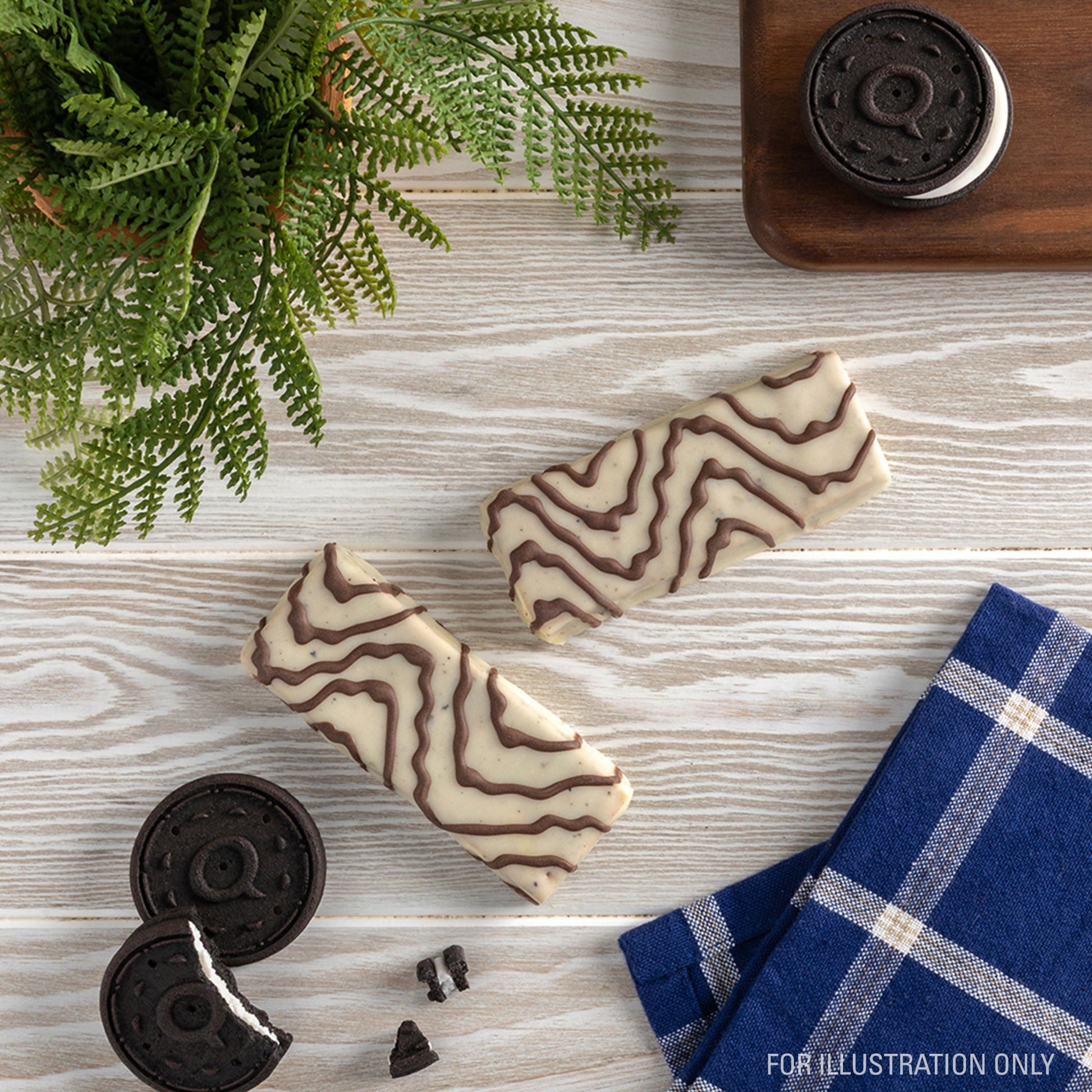 dipped-cookies-and-cream-protein-bars-r0 15807_QN_USA_ProteinBar_CAC_InterimAssetUpdate_Digital-Dipped-ProductCarouselSet_Tabletop2.jpg