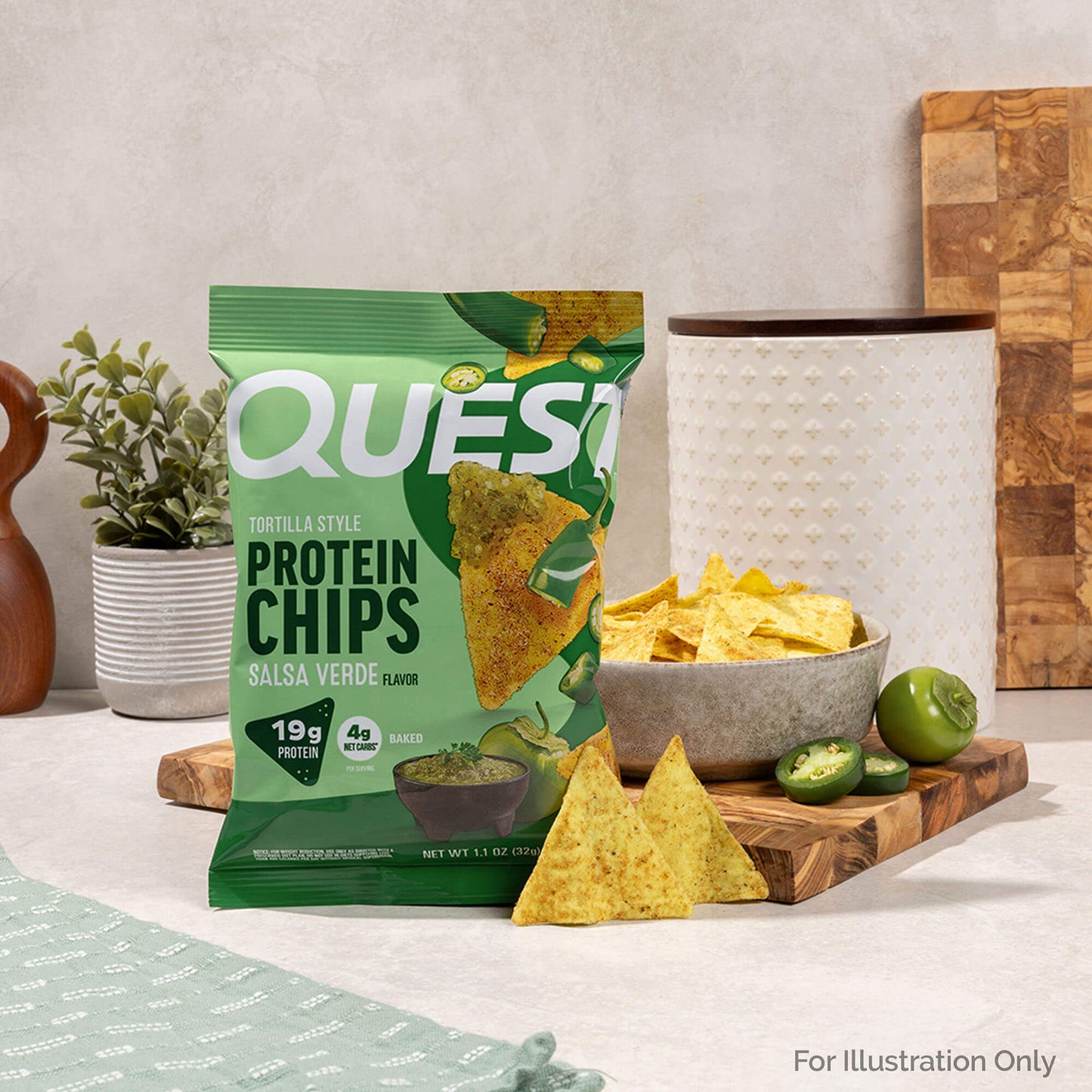 salsa-verde-tortilla-style-protein-chips-i9 qst-016419-salsa-verde-tortilla-style-protein-chips_5.jpg